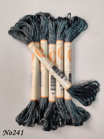 241 (DMC930) (3) (Medium) 560x560